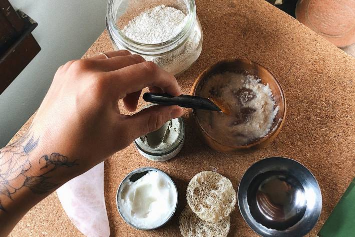 What is Sustainable Skin Care? Concauction of homage skincare